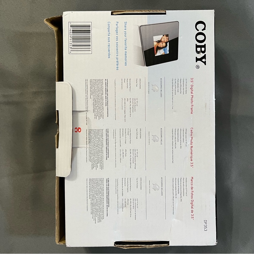 Coby Black Digital Photo Frame - Picture 3 of 3